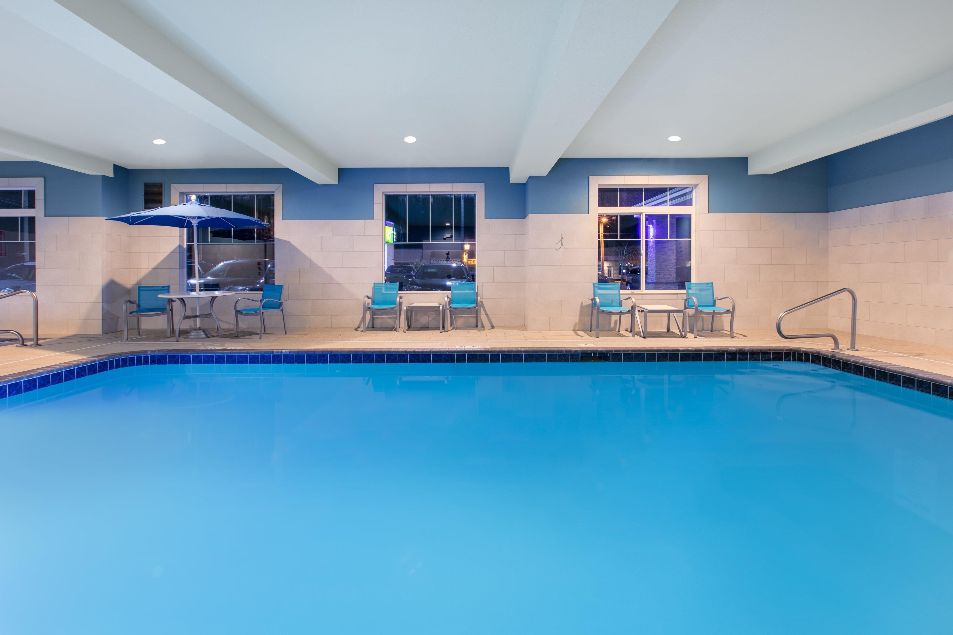Holiday Inn Express Hotel & Suites Seaside Convention Center By Ihg Ngoại thất bức ảnh